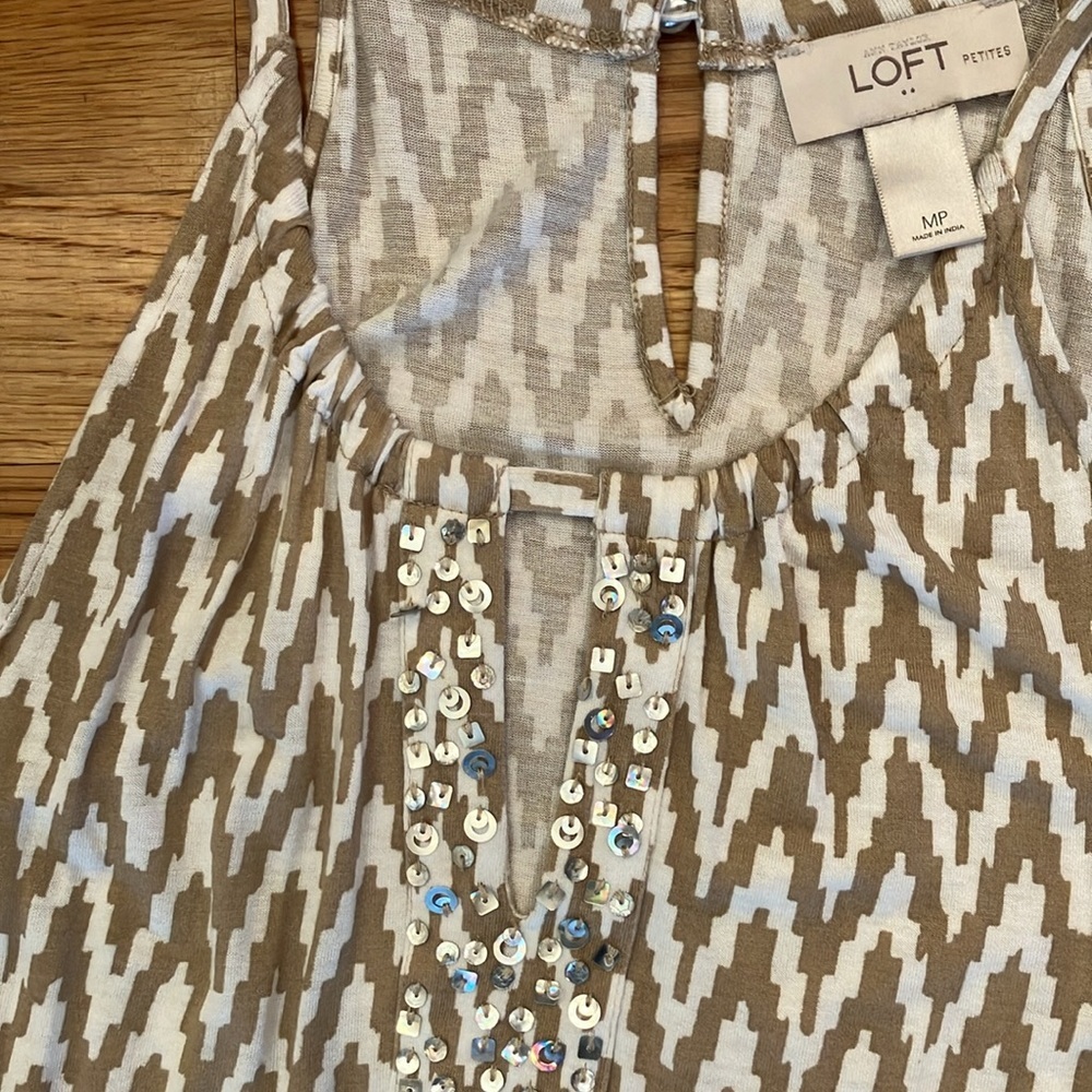 LOFT Zigzag Pattern Sleeveless Top